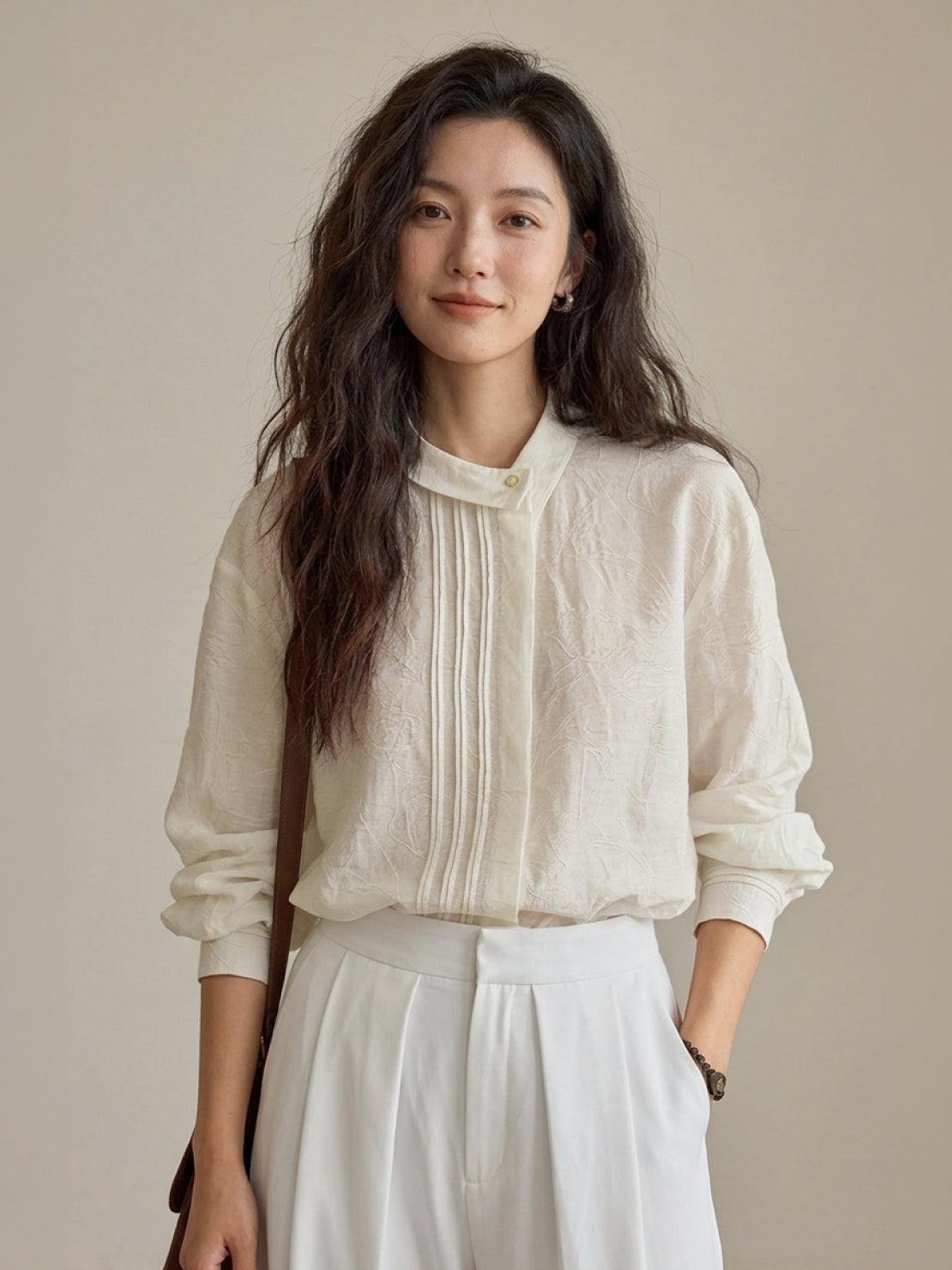 100% linen oversized jacquard shirt with tonal leaf pattern and relaxed fit