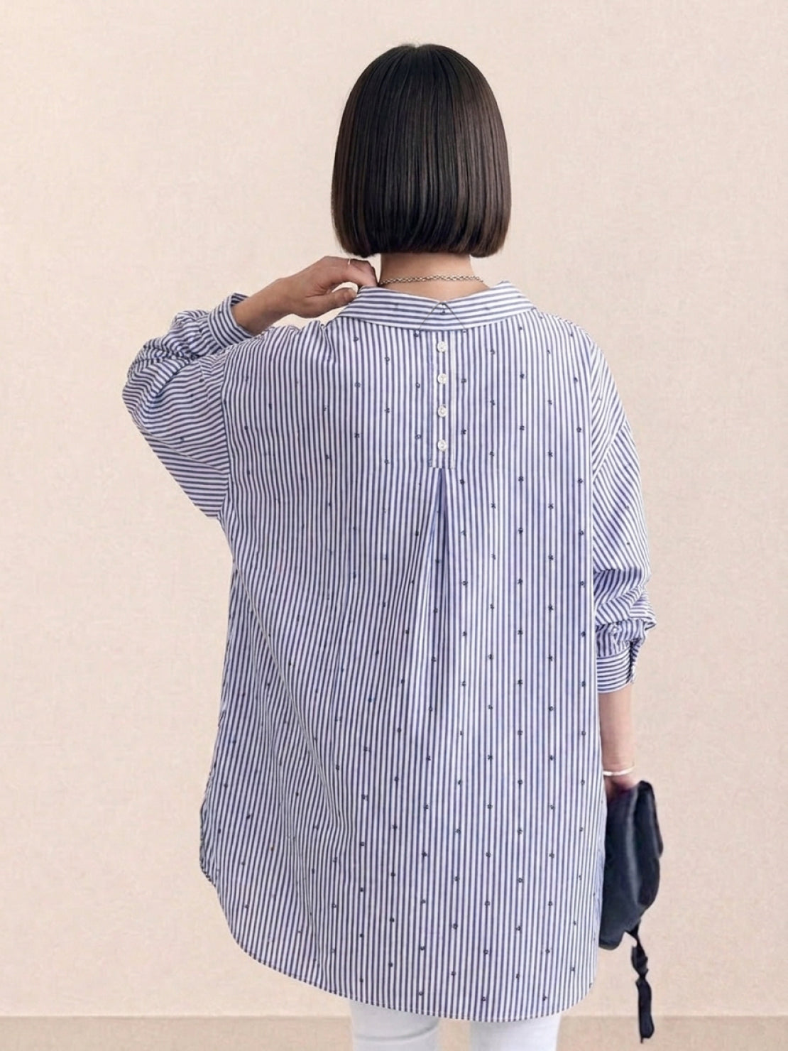 Oversized relaxed fit 100% cotton linen shirt with back-pleat detail and button cuffs