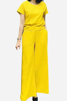 Yellow short-sleeved bell pants two-piece set with loose fit and wide leg pants