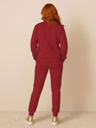 Structured colorblock comfort tracksuit with contrast curved panels and relaxed fit for everyday wear