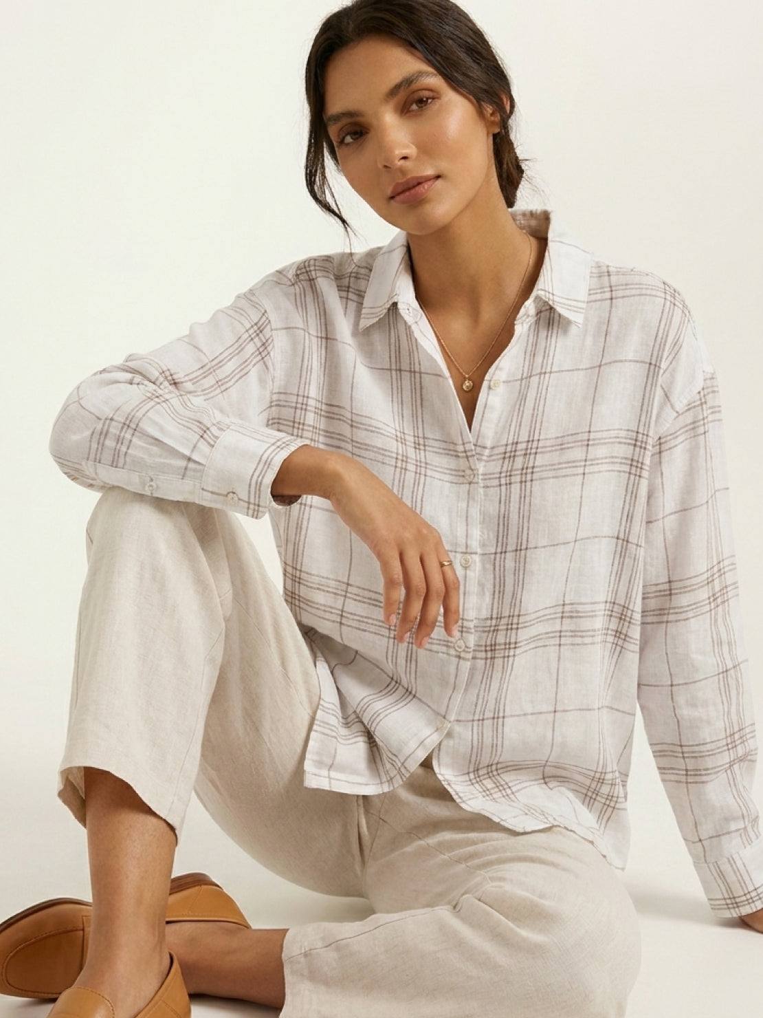 Semi-sheer 100% cotton plaid shirt with drop-shoulder fit and mother-of-pearl buttons